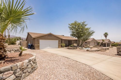 640 Aquamarine Dr, Lake Havasu City, AZ 86406-6472