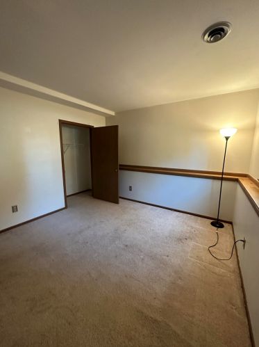 6433 103rd Ct, Milwaukee WI  53224-5251 exterior