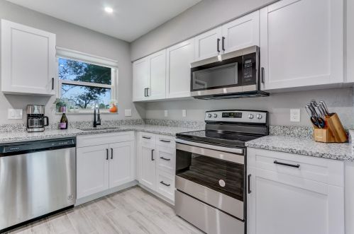 266 12th St, Delray Beach FL  33444-2916 exterior
