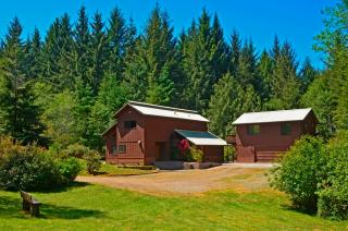 2323 Elizabeth Rd, Mckinleyville, CA 95519-7704