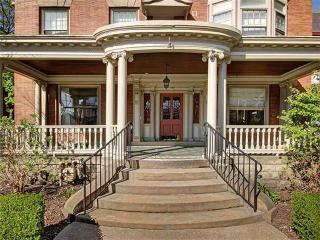 714 Negley Ave, Pittsburgh, PA 15232-2418