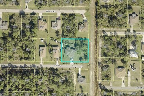 3102 40th St, Lehigh Acres, FL 33976-4627