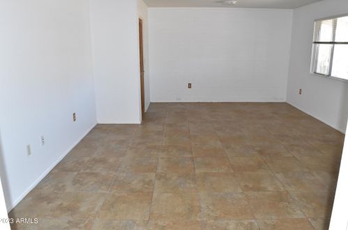 10219 Alabama Ave, Sun City, AZ 85351-3620