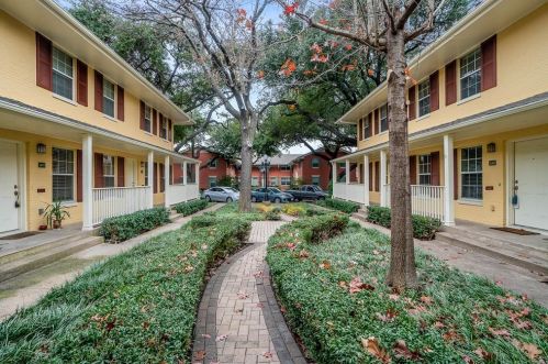 4702 Bradford Dr, Dallas TX  75219-1239 exterior