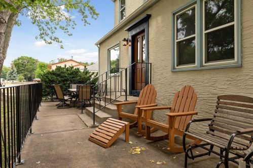 1151 County Road B, Saint Paul, MN 55109-2517