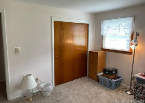 46 Vermont Ave, Milford CT  06460-7043 exterior