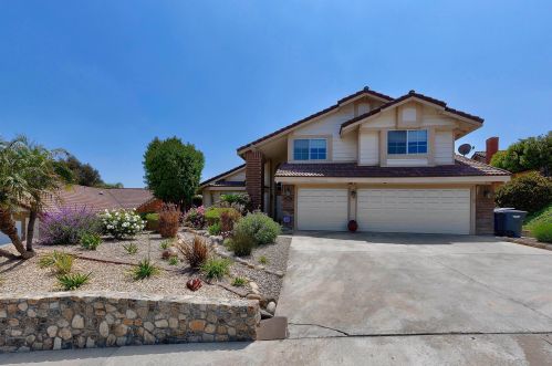 2656 Wind River Rd, El Cajon, CA 92019-4242