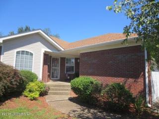 7802 Appleview Ln, Louisville, KY 40228-1772