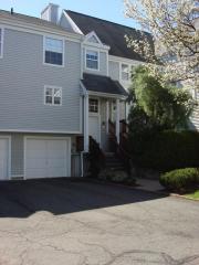 505 Foxboro Dr, Norwalk, CT 06851-1157