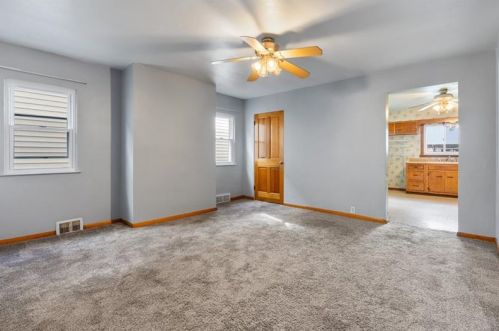 214 20th St, Pittsburgh, PA 15215-2704