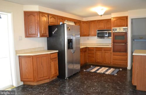 112 Pennburn Rd, Norristown, PA 19403-2819