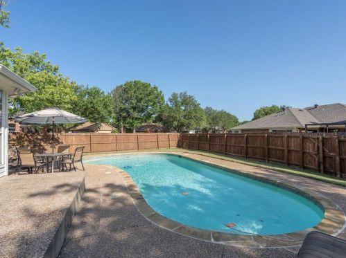 1100 Prospect Dr, Lewisville TX  75028-2548 exterior