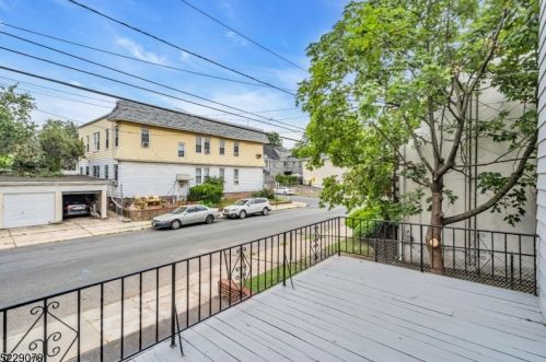 87 Melville Pl, Irvington NJ  07111-3048 exterior