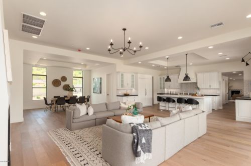 4554 Mcdonald Dr, Scottsdale AZ 85253-5328 exterior