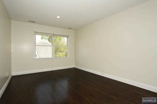 60 Madison Ave, Dumont NJ 07628-2317 exterior