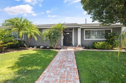 212 Harrington Dr, Fullerton, CA 92831-4018