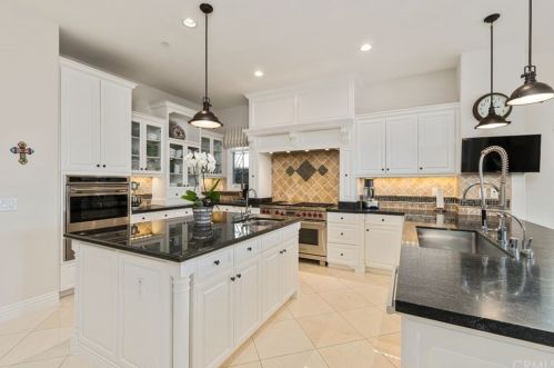 14 Morning Lgt, Newport Beach CA  92657-1654 exterior