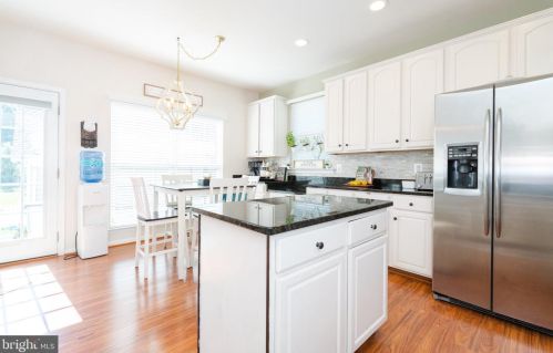 179 Colonial Dr, Charles Town WV  25414-4498 exterior