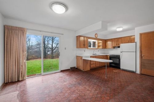 2557 Nicholson Rd, Sewickley PA  15143-8502 exterior