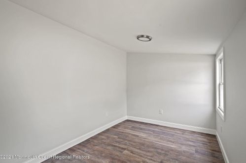 46 Capri Dr, Bricktown NJ  08723-7633 exterior