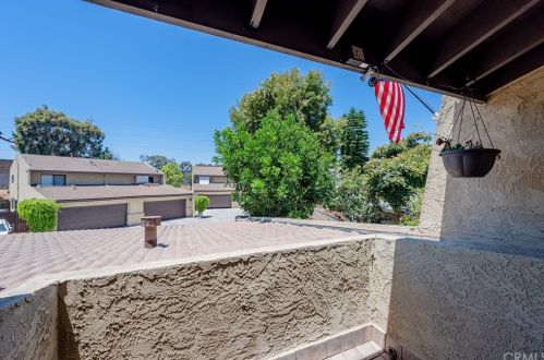 15723 Mansel Ave, Lawndale CA  90260-2049 exterior