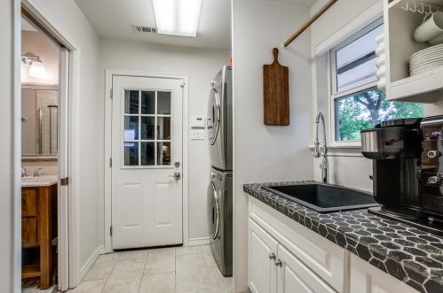 830 Belt Line Plz, Richardson TX 75080-5502 exterior