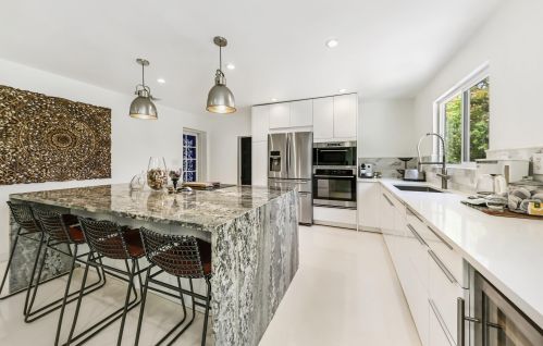 807 Summit Blvd, West Palm Beach, FL 33405-3539