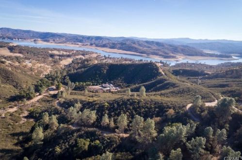 6010 Nacimiento Shores Rd, Lake Nacimiento CA  93426-6941 exterior