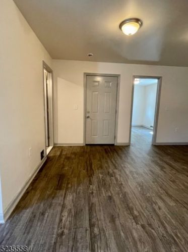 56 5th St, Paterson NJ  07522-1324 exterior