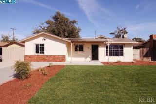 815 Kavanaugh St, Hanford, CA 93230-5554