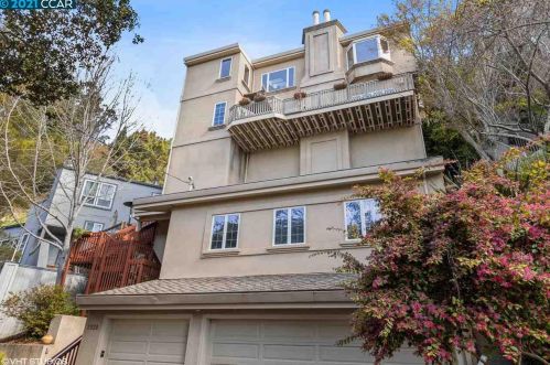 2020 Arrowhead Dr, Oakland, CA 94611-1462