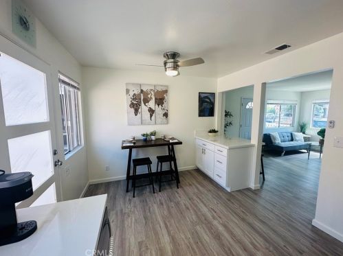 100 Louise St, Long Beach CA  90805-5320 exterior