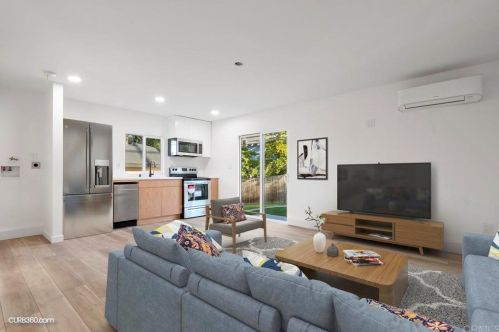 3511 Oliphant St, San Diego CA  92106-1729 exterior