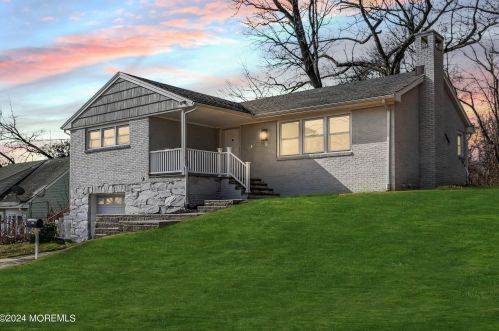 699 Old Bridge Tpke, East Brunswick, NJ 08816-3843