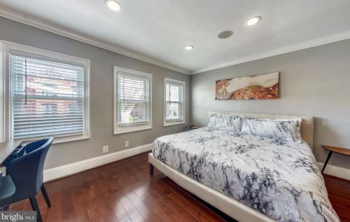 1826 18th St, Washington DC 20009-1707 exterior