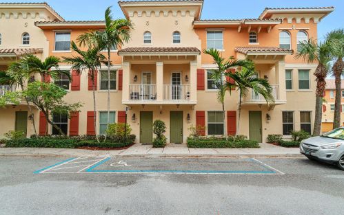 1327 Piazza Delle Pallottole, Boynton Beach, FL 33426-8275