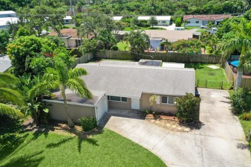 1026 27th Pl, Boynton Beach, FL 33426-7830