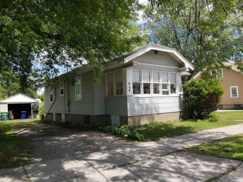 850 Mather St, Green Bay, WI 54303-3681