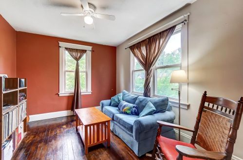 1376 Galbraith Rd, Cincinnati, OH 45231-5531