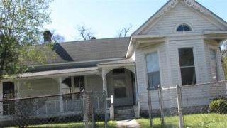 1305 Dr Martin Luther King Jr Dr, Pensacola, FL 32503-5525
