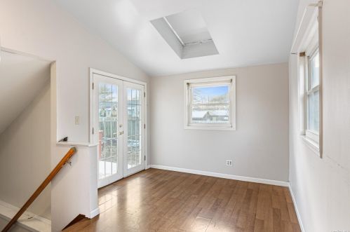 22 Maple St, Central Islip NY  11722-3127 exterior