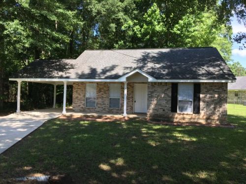 1010 Newman Cir, Franklinton, LA 70438-2076