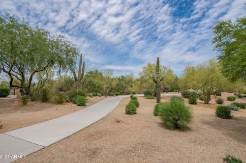 5504 Palo Brea Ln, Cave Creek AZ 85331-2432 exterior