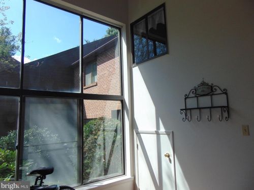 104 Village Rd, Molino, PA 17961-9658