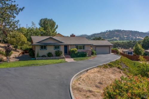 5770 La Sierra Dr, Santa Rosa, CA 95409-4410