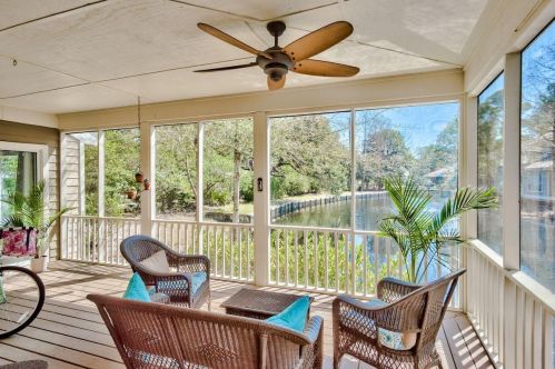 8861 Baypine Dr, Destin FL 32550-7827 exterior