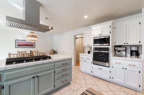 912 Skagen Dr, Solvang CA  93463-2246 exterior