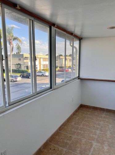 462 Monaco J, Delray Beach FL  33446-1433 exterior