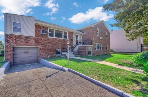 2920 Waterbury Ave, Bronx, NY 10461-6115