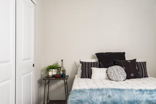 1551 Alaska Pl, Denver CO 80223-1902 exterior